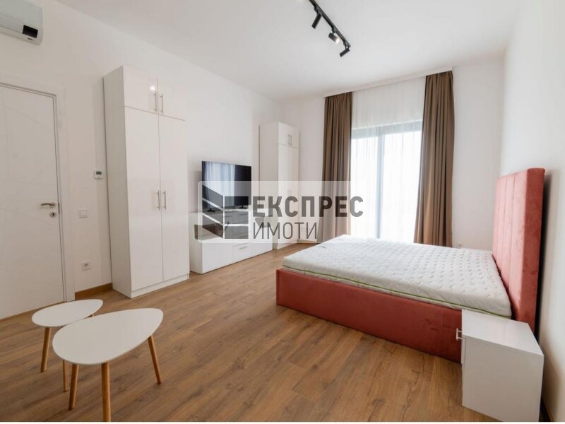 Дава под наем КЪЩА, гр. Варна, м-т Пчелина, снимка 10 - Къщи - 50972575