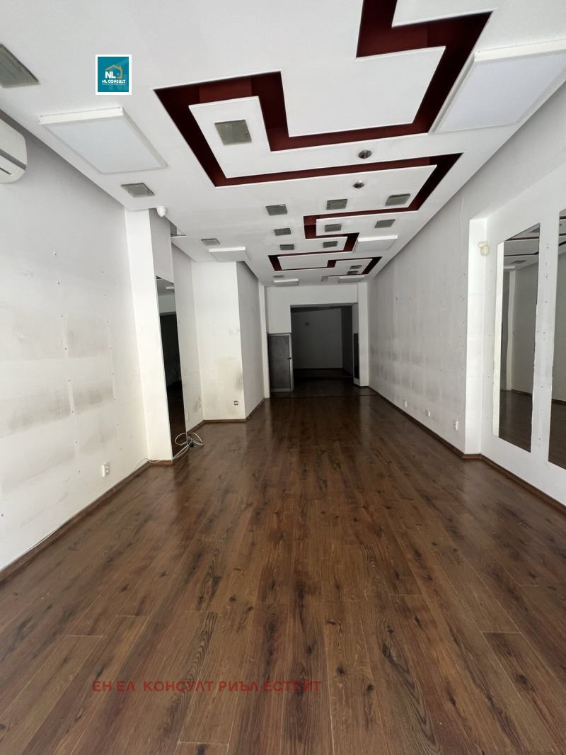 Til leje  Butik Plovdiv , Tsentar , 92 kvm | 51036756 - billede [2]