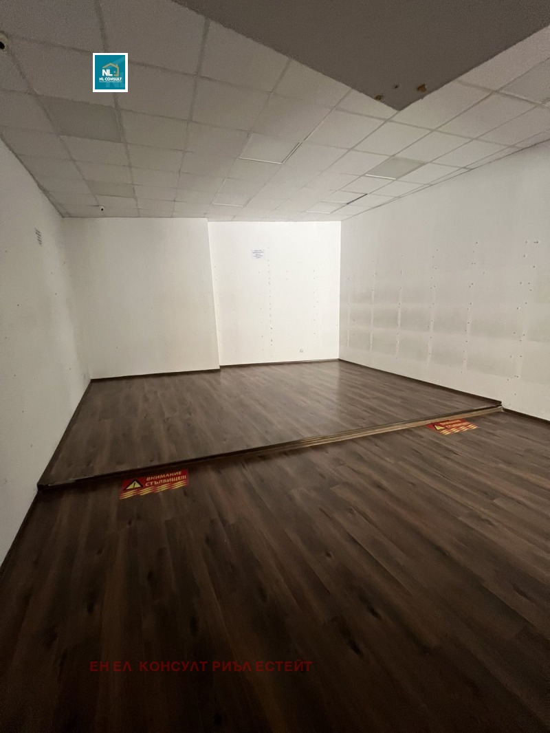 Til leje  Butik Plovdiv , Tsentar , 92 kvm | 51036756 - billede [4]