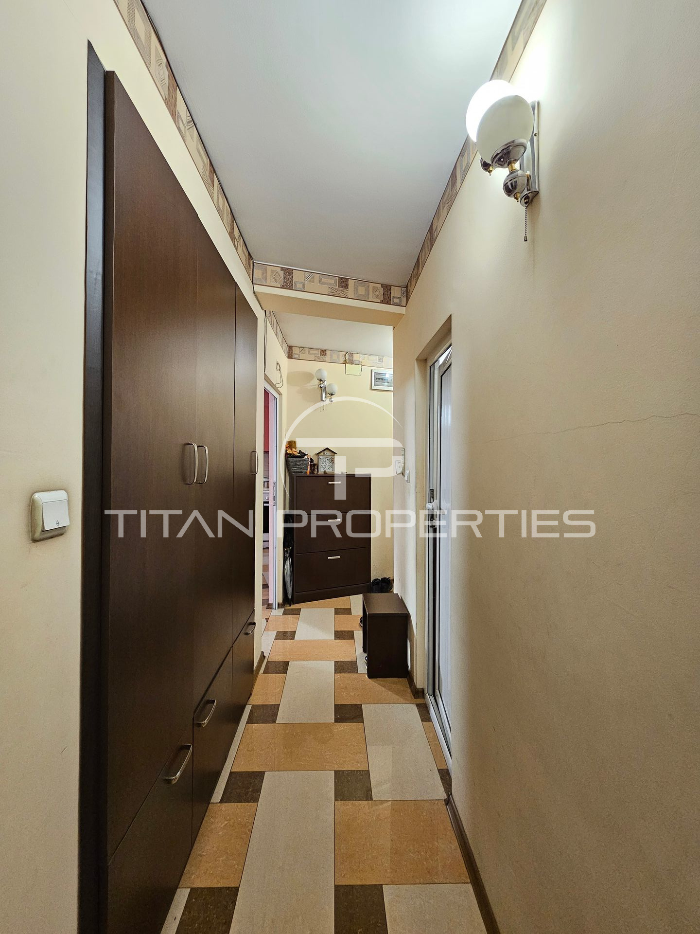 Дава под наем 3-СТАЕН, гр. Пловдив, Център, снимка 8 - Апартаменти - 54261692