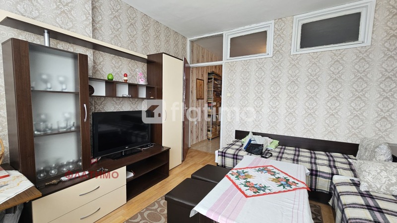 Do wynajęcia  1 sypialnia Sofia , Nadeżda 4 , 70 mkw | 79229455