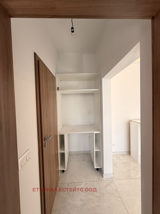 Дава под наем 3-СТАЕН, гр. София, Център, снимка 8 - Апартаменти - 52651010