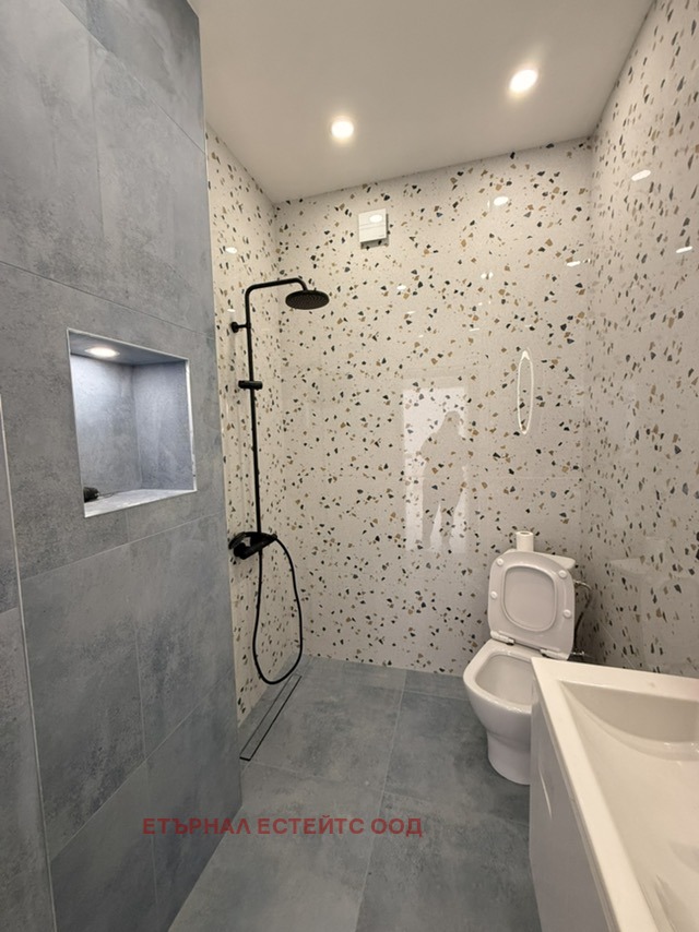 Дава под наем 3-СТАЕН, гр. София, Център, снимка 4 - Апартаменти - 52651010