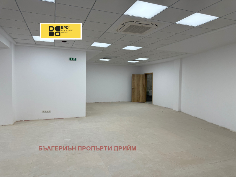 En renta  Oficina Varna , JEI , 240 metros cuadrados | 66492451 - imagen [9]