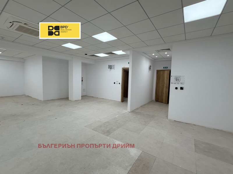 En renta  Oficina Varna , JEI , 240 metros cuadrados | 66492451 - imagen [11]