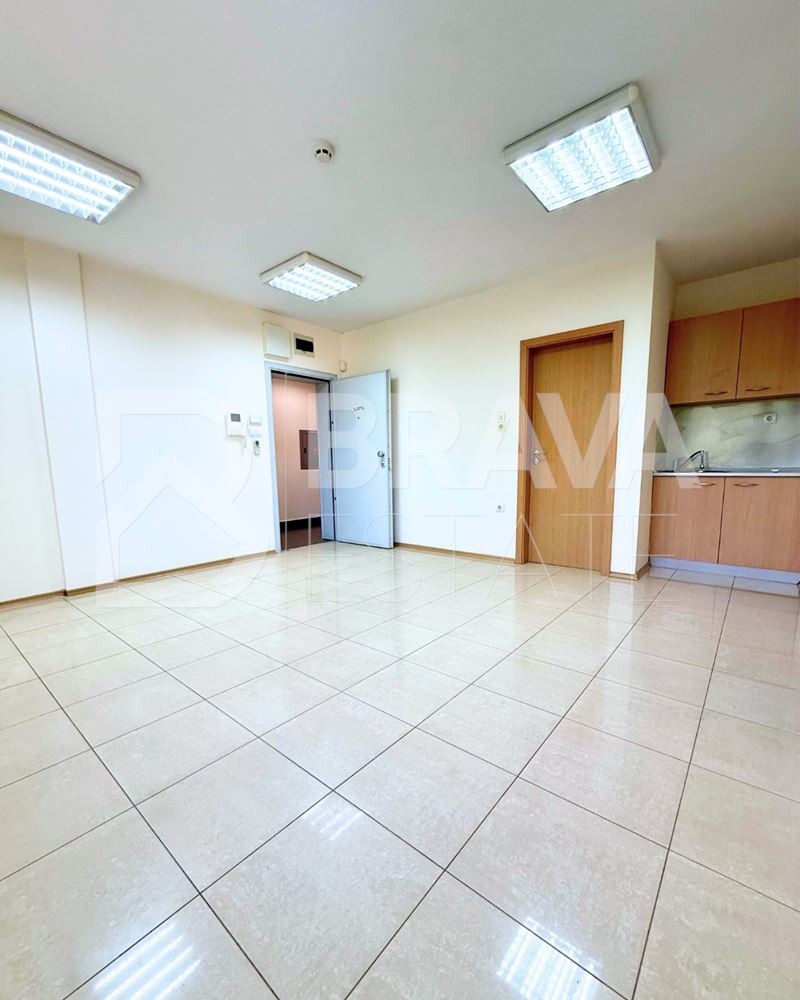 Zu vermieten  Büro Plowdiw , Karschijaka , 73 qm | 84723858 - Bild [3]