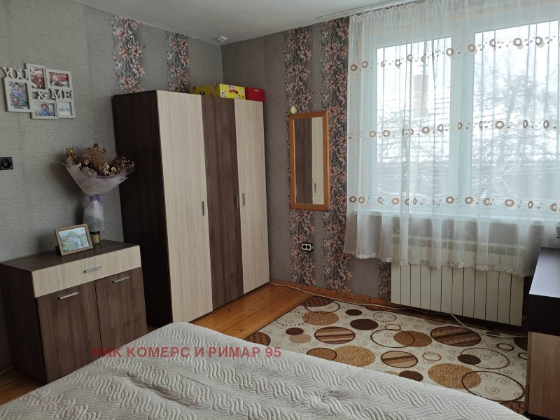 Дава под наем ЕТАЖ ОТ КЪЩА, гр. Перник, Ралица, снимка 9 - Етаж от къща - 53071546