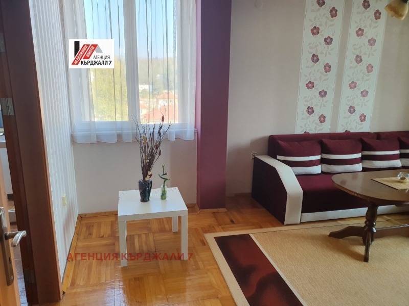 Дава под наем  3-стаен град Кърджали , Студен кладенец , 70 кв.м | 39273045 - изображение [8]