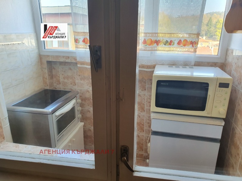 Дава под наем  3-стаен град Кърджали , Студен кладенец , 70 кв.м | 39273045 - изображение [15]