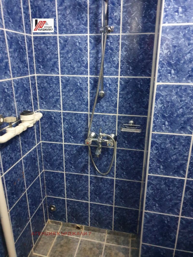 Дава под наем  3-стаен град Кърджали , Студен кладенец , 70 кв.м | 39273045 - изображение [6]
