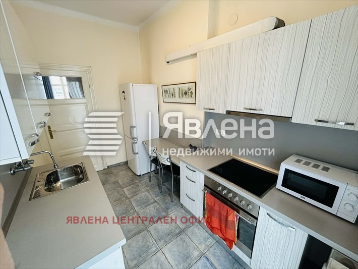 Дава под наем 3-СТАЕН, гр. София, Център, снимка 9 - Апартаменти - 53729893