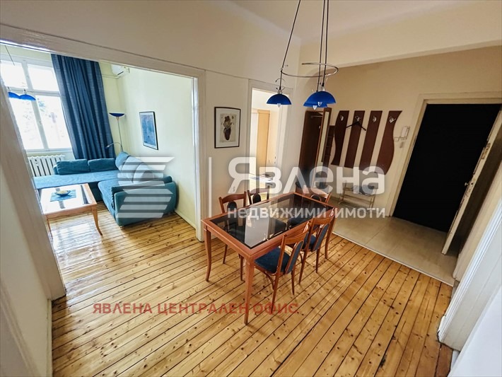 Дава под наем 3-СТАЕН, гр. София, Център, снимка 5 - Апартаменти - 53729893