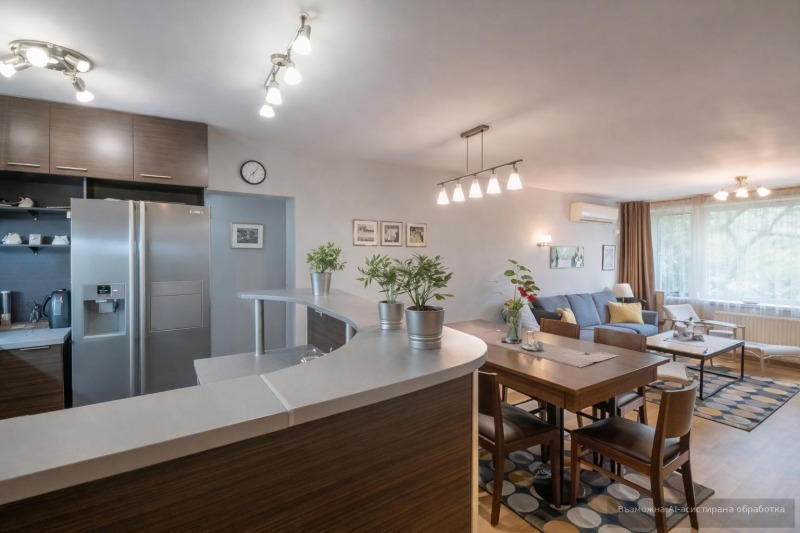 Дава под наем 4-СТАЕН, гр. София, Център, снимка 5 - Апартаменти - 53088560