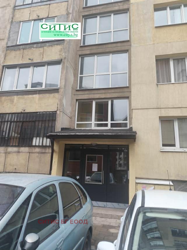 Дава под наем 2-СТАЕН, гр. София, Света Троица, снимка 15 - Апартаменти - 53969838