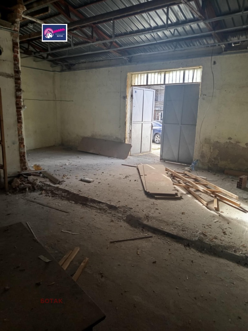 Дава под наем СКЛАД, гр. Пазарджик, Изток, снимка 5 - Складове - 53562647