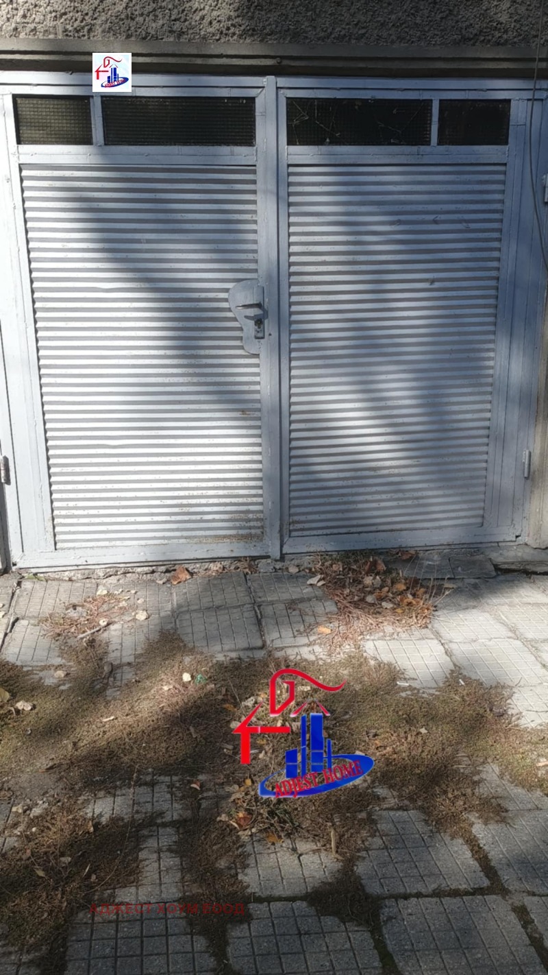 Дава под наем ГАРАЖ, ПАРКОМЯСТО, гр. Шумен, Дивизионна болница