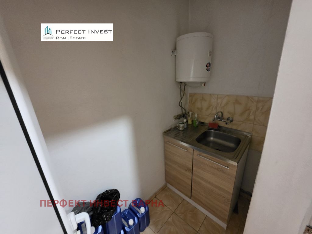 Дава под наем ОФИС, гр. Варна, Лятно кино Тракия, снимка 10 - Офиси - 55321816