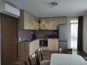 1 quarto Centar, Varna 1