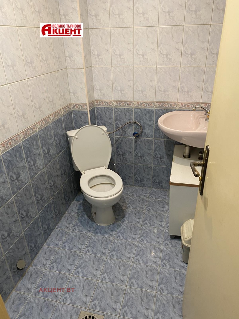 Дава под наем 3-СТАЕН, гр. Велико Търново, Център, снимка 8 - Апартаменти - 52536182