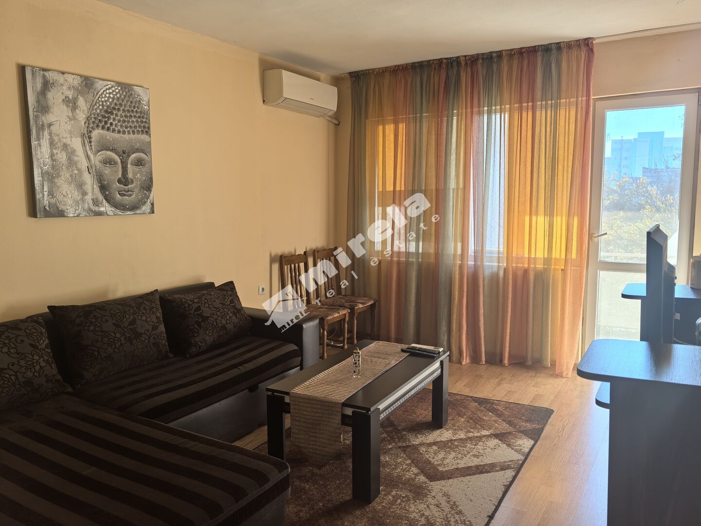 Дава под наем 2-СТАЕН, гр. Ямбол, Център