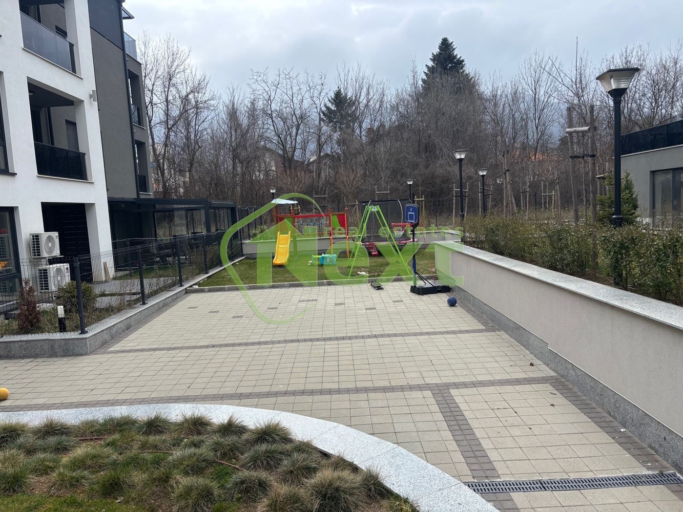 Дава под наем 2-СТАЕН, гр. София, Бъкстон, снимка 12 - Апартаменти - 54122152