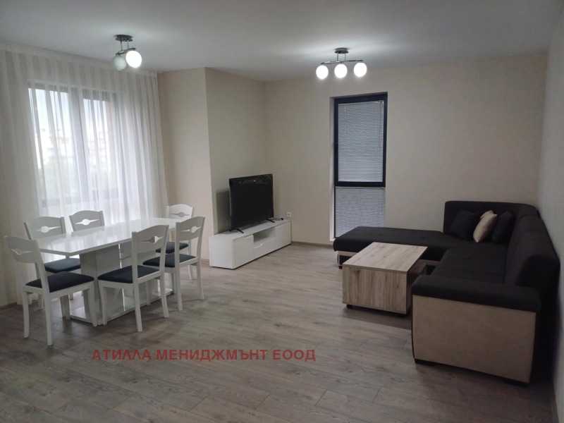Te huur  2 slaapkamers Plovdiv , Kamenitsa 2 , 100 m² | 63889895