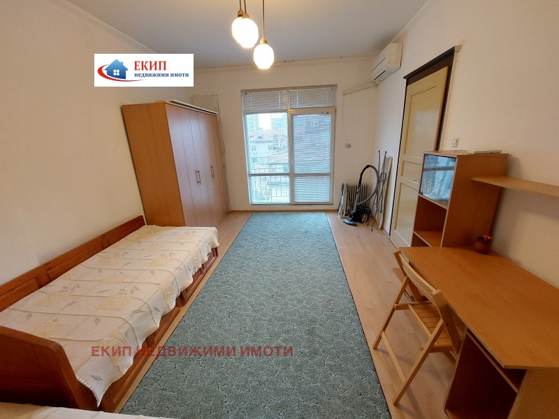 Издаје се  2 спаваће собе Софија , Центар , 100 м2 | 34918312 - слика [7]