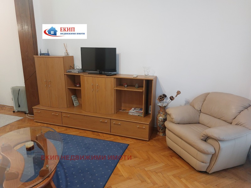 Издаје се  2 спаваће собе Софија , Центар , 100 м2 | 34918312 - слика [2]
