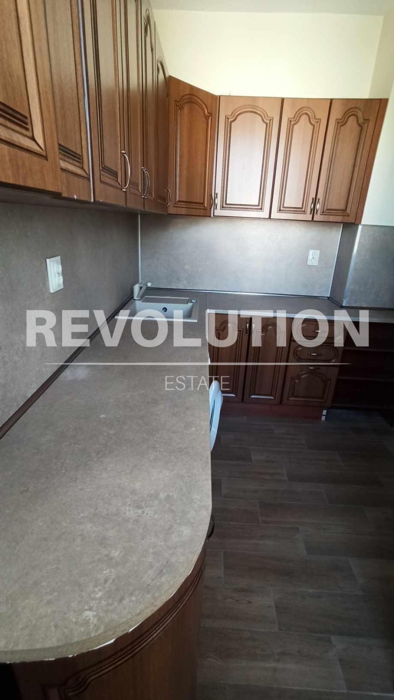 Дава под наем 3-СТАЕН, гр. Варна, Окръжна болница-Генерали, снимка 8 - Апартаменти - 53040695