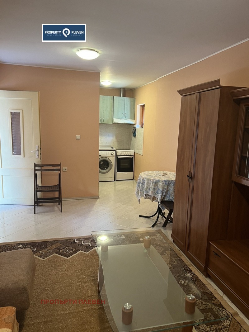 Дава под наем КЪЩА, гр. Плевен, 9-ти квартал, снимка 3 - Къщи - 53436047