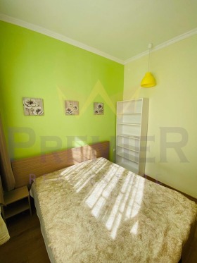 1 chambre Tsveten kvartal, Varna 6