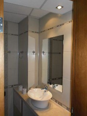 Дава под наем 2-СТАЕН, гр. София, Лозенец, снимка 7 - Апартаменти - 54364303