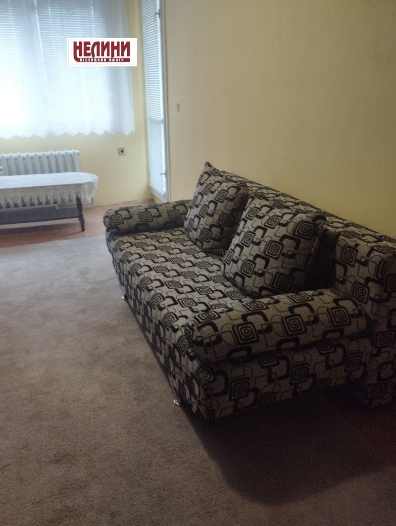 Da affittare  1 camera da letto Ruse , Tsentar , 70 mq | 95463825