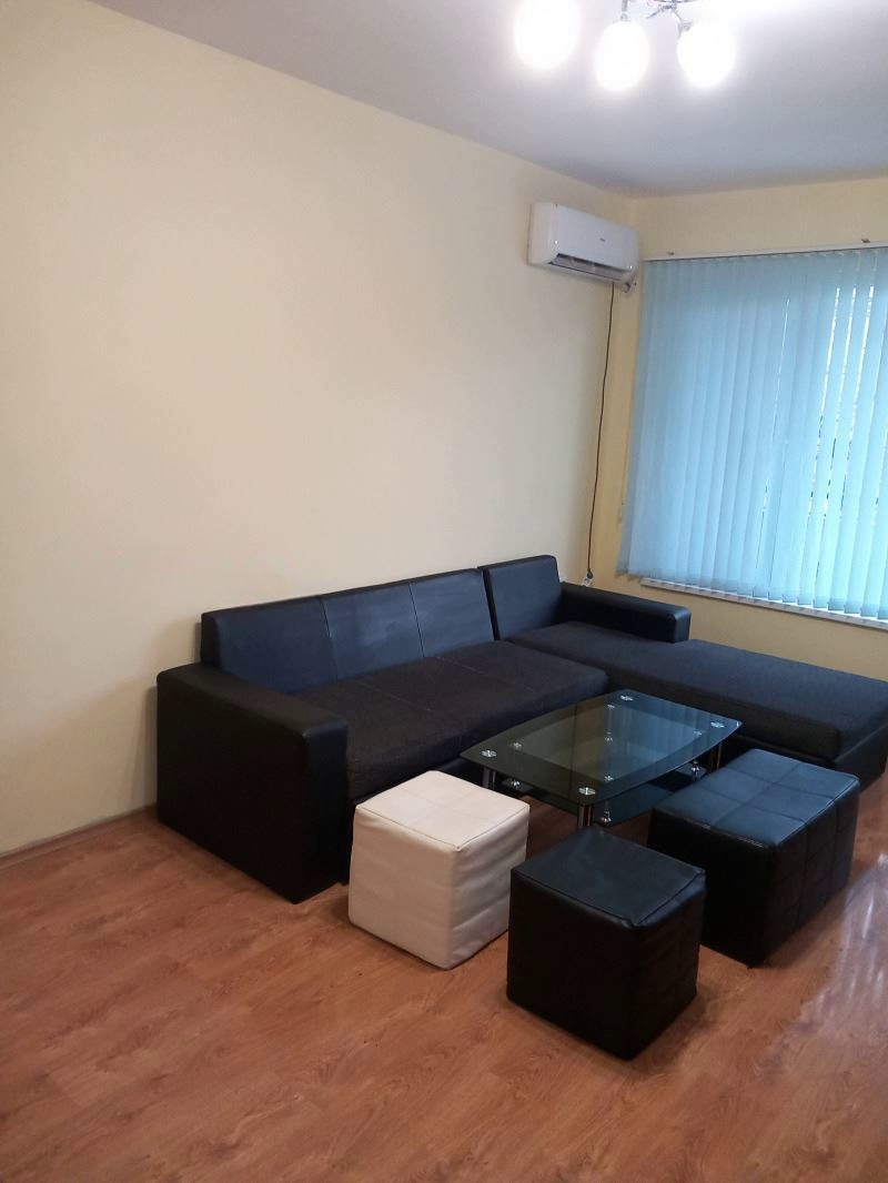 Дава под нем  3-стаен, град София, Сухата река • 1 200 EUR • ID 23302202 — holmes.bg - [1] 