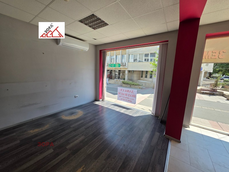 En renta  Comercio Vratsa , Tsentar , 53 metros cuadrados | 71704456 - imagen [4]