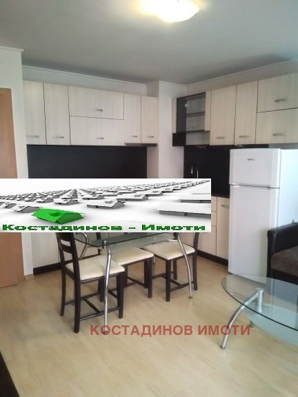 Para alugar  1 quarto Plovdiv , Karchiiaka , 60 m² | 46745819