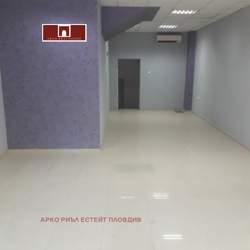 Дава под наем ОФИС, гр. Пловдив, Център, снимка 2 - Офиси - 52572348