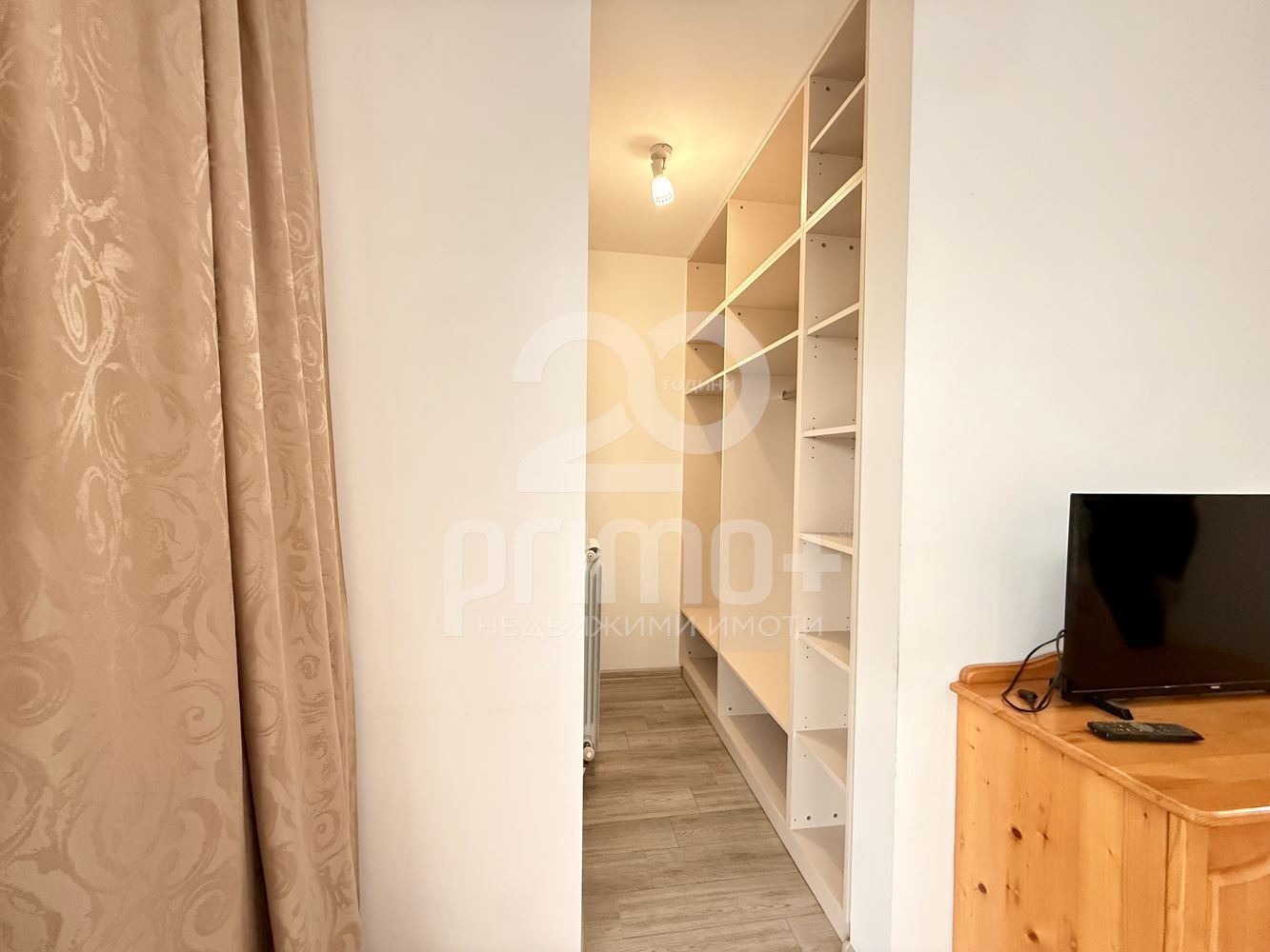 Дава под наем 3-СТАЕН, гр. София, Кръстова вада, снимка 2 - Апартаменти - 54117957