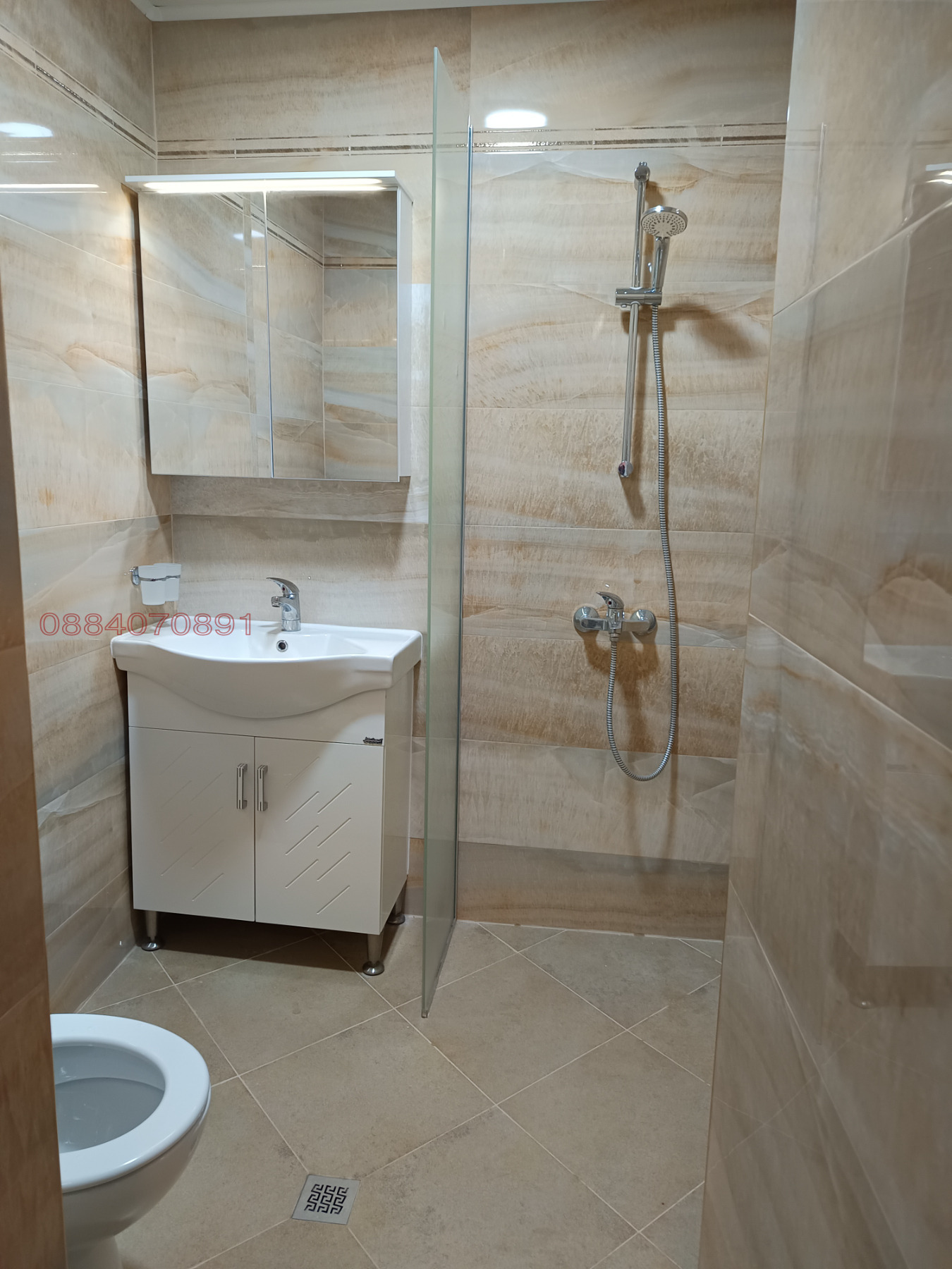 Дава под наем 3-СТАЕН, гр. София, Люлин 6, снимка 3 - Апартаменти - 53948672