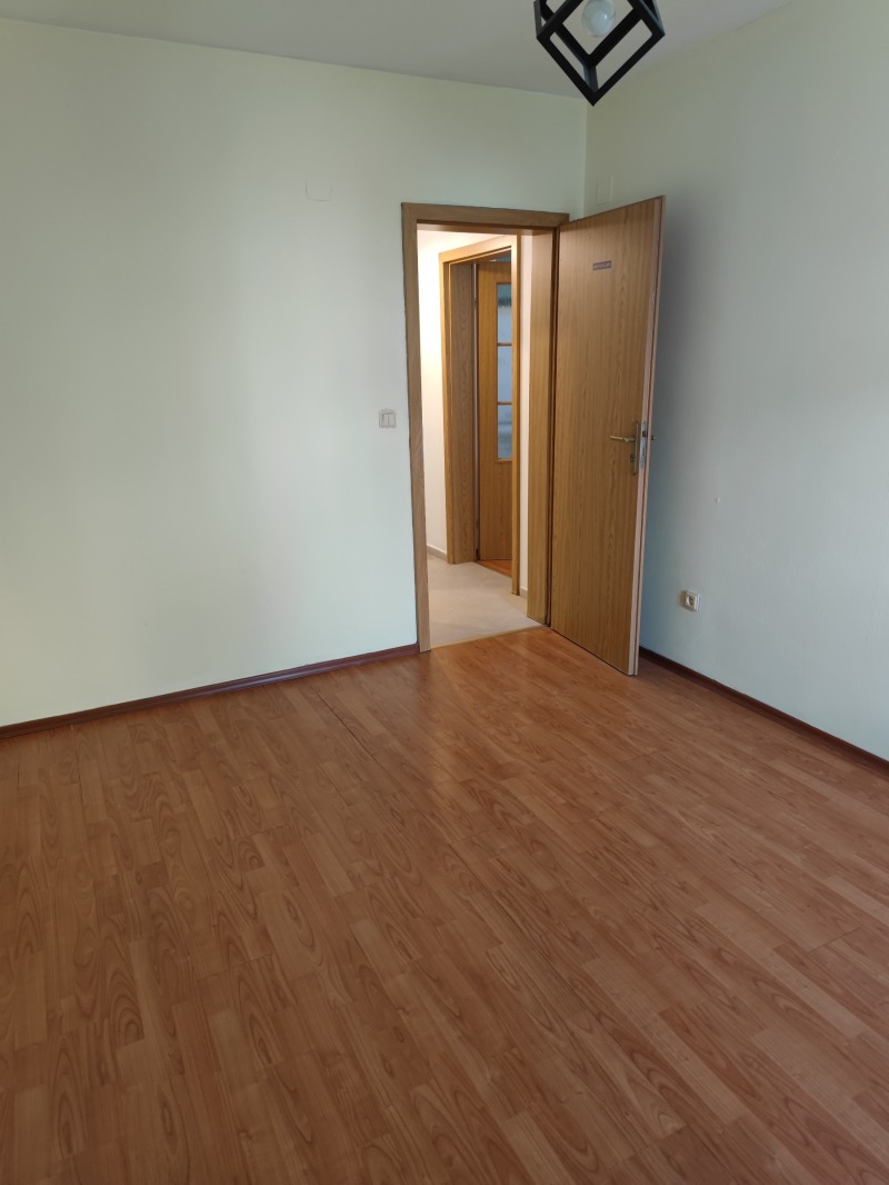 Дава под наем 2-СТАЕН, гр. София, Хладилника, снимка 10 - Апартаменти - 52521296