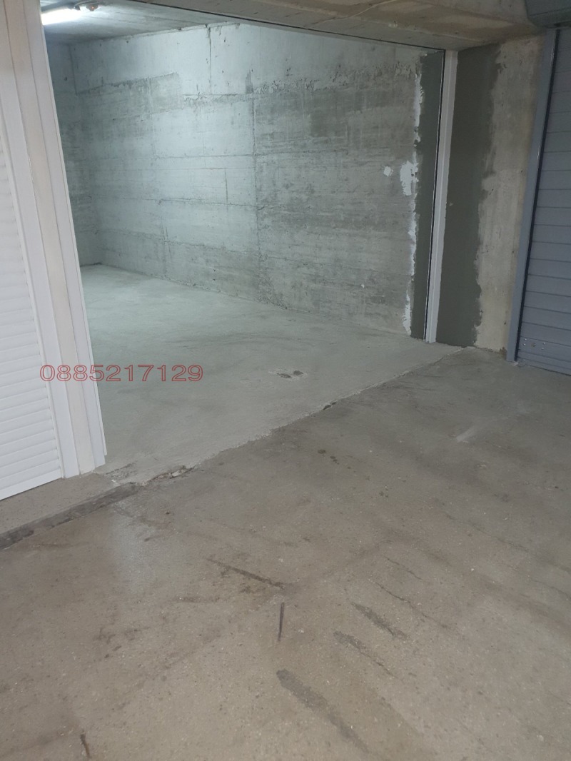 Дава под наем ГАРАЖ, ПАРКОМЯСТО, гр. Варна, Завод Дружба, снимка 2 - Гаражи и паркоместа - 53564121