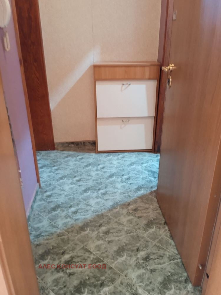 Дава под наем 2-СТАЕН, гр. София, Надежда 1, снимка 12 - Апартаменти - 55790714