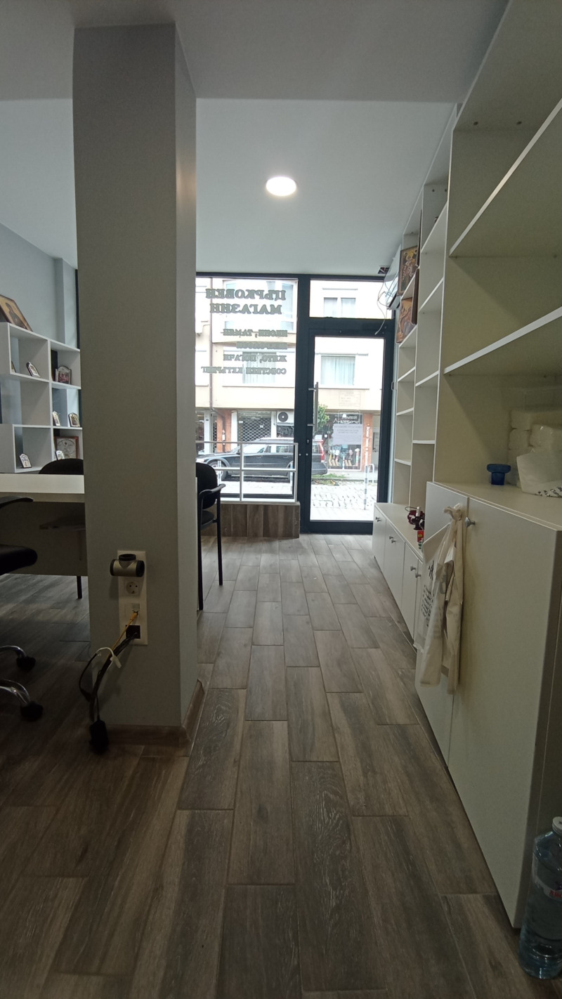 Vuokrattavana  Myymälä Sofia , Javorov , 35 neliömetriä | 59626010 - kuva [7]