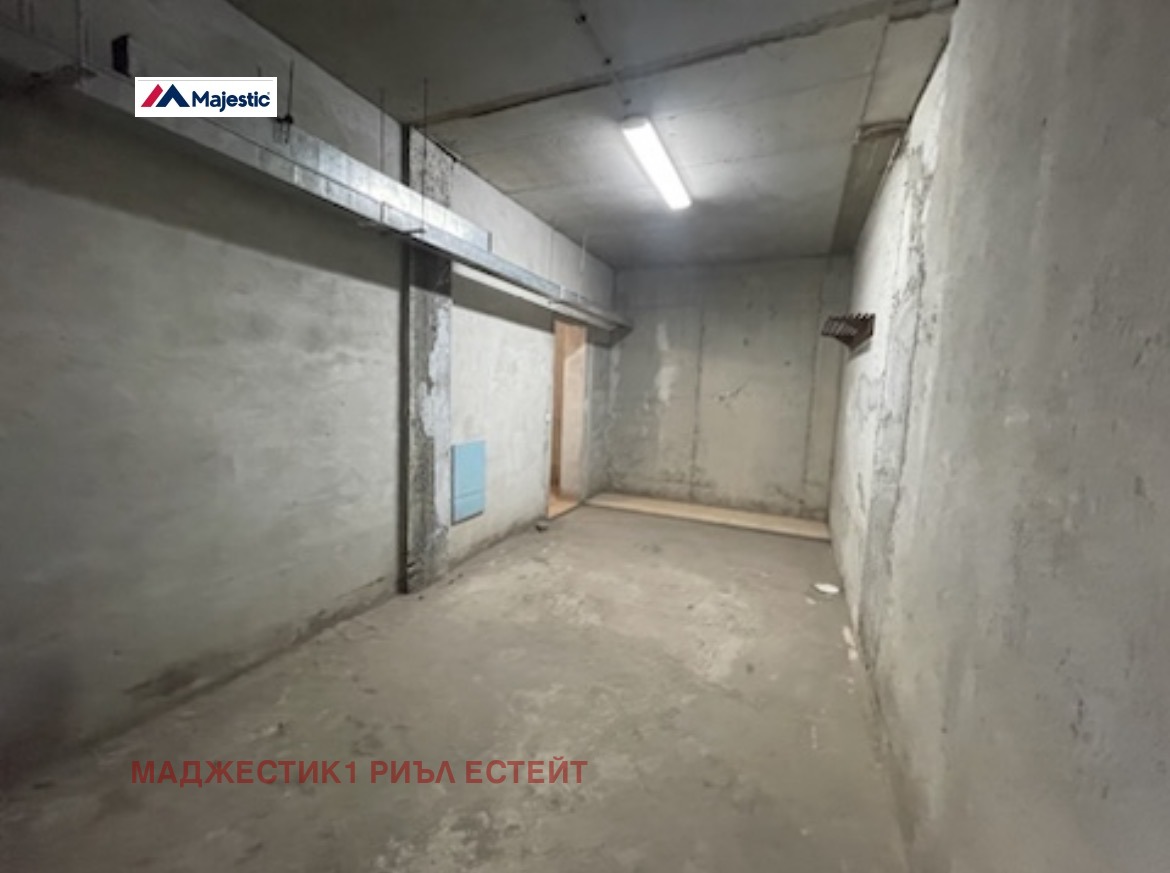 Дава под наем ГАРАЖ, ПАРКОМЯСТО, гр. София, Студентски град, снимка 4 - Гаражи и паркоместа - 54515513