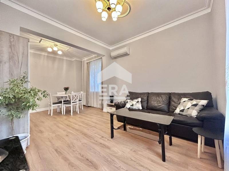 Дава под нем  2-стаен, град София, Център •  650 € • ID 18173927 — holmes.bg - [1] 