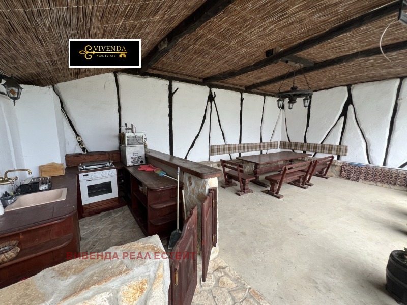 Дава под наем КЪЩА, с. Брестово, област Ловеч, снимка 5 - Къщи - 52441725