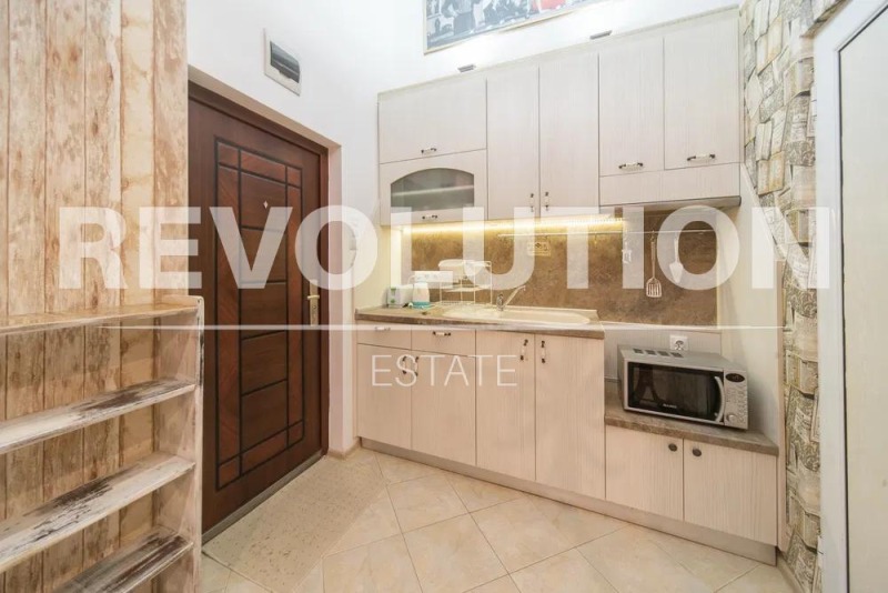 Дава под наем 1-СТАЕН, гр. Варна, Център, снимка 6 - Апартаменти - 53340479