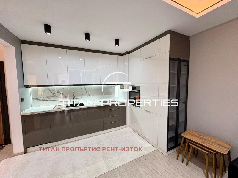 Zu vermieten  1 Schlafzimmer Burgas , Izgrew , 67 qm | 89236694 - Bild [2]