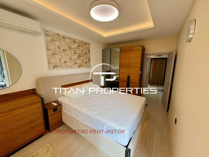 Zu vermieten  1 Schlafzimmer Burgas , Izgrew , 67 qm | 89236694 - Bild [4]