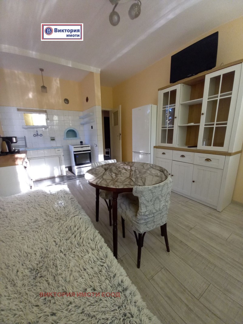 En renta  2 dormitorios Veliko Tarnovo , Tsentar , 85 metros cuadrados | 73514307 - imagen [3]